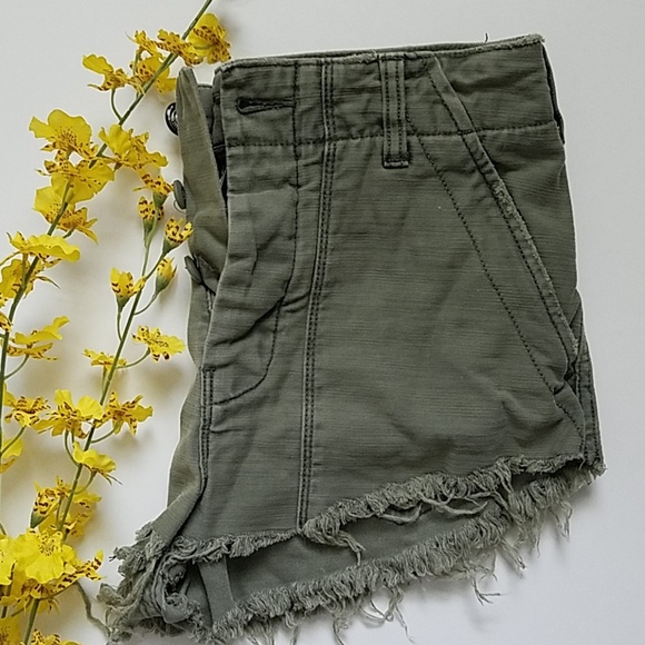 Free People Highwaisted shorts - Picture 2 of 4